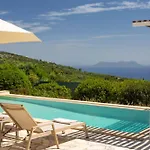 Ariel - Cozy Mediterranean Retreat * シヴォタ