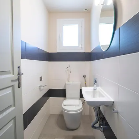 Ariel - Cozy Mediterranean Retreat Apartament *