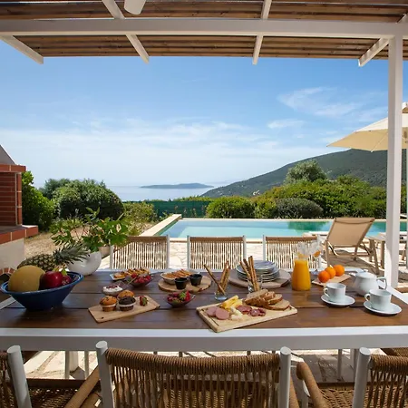 Ariel - Cozy Mediterranean Retreat Sivota