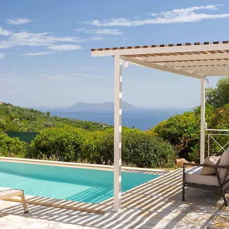 Ariel - Cozy Mediterranean Retreat *