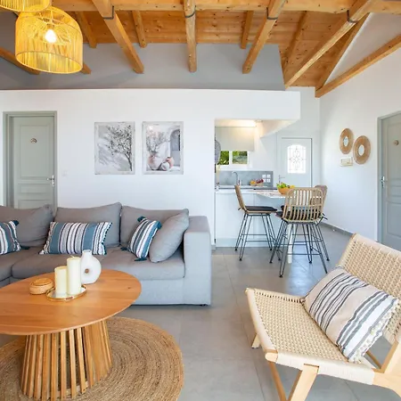 Ariel - Cozy Mediterranean Retreat Apartment